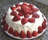 Picture of Angelfood Strawberry Deluxe Cake by W. Clements